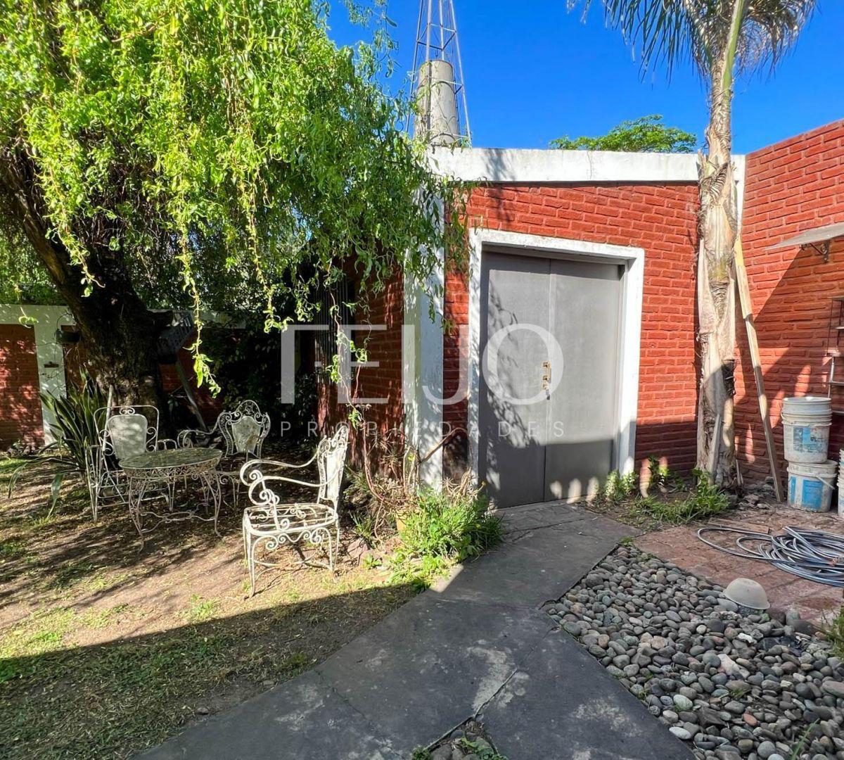 Casa 7 Ambientes o Mas. | Rivadavia Al 1300 3