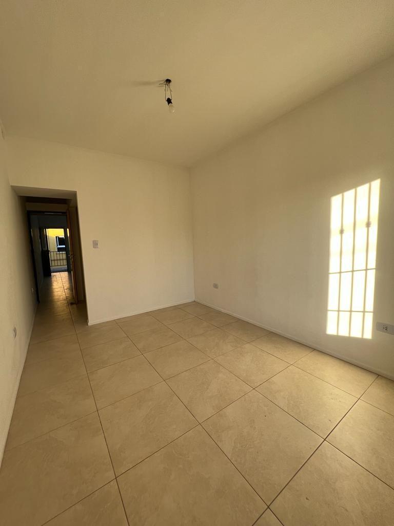 Departamento 2 Ambientes. | Calle 111 Al 1400 4