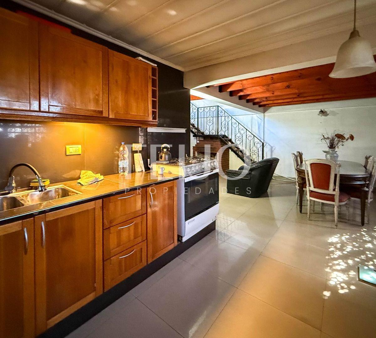 Casa 7 ambientes o mas. | Caracas al 4600