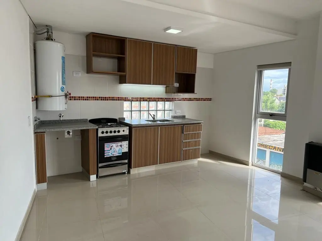 Alquiler Departamento 2 AMBIENTES, Berazategui. USO COMERCIAL 2