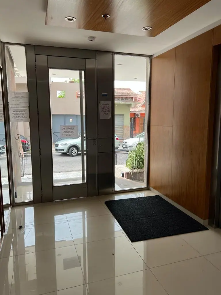 Alquiler Departamento 2 AMBIENTES, Berazategui. USO COMERCIAL 3