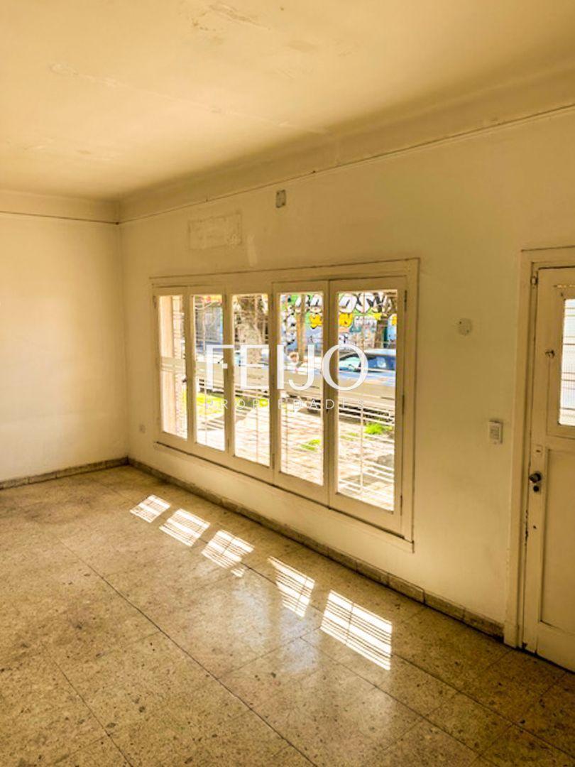 Foto de ALQUILER CASA 6 AMBIENTES, FLORENCIO VARELA, USO COMERCIAL, imagen 2