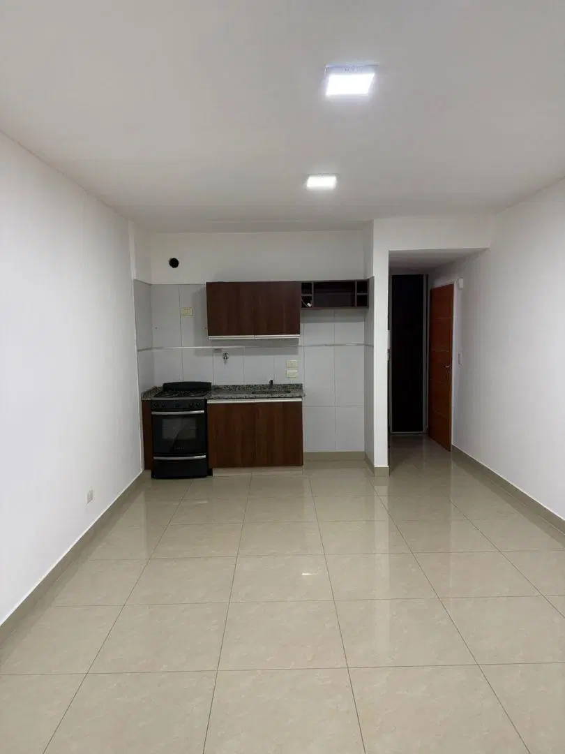 Departamento monoambiente. | SAN JUAN al 100 1