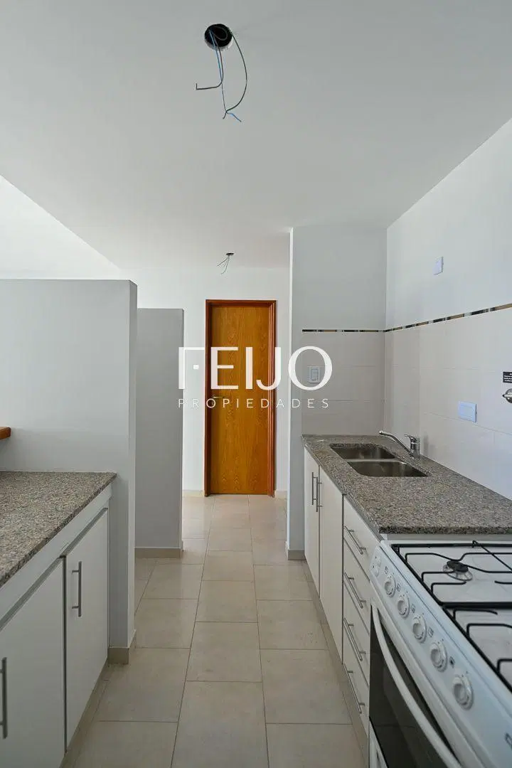 VENTA DE DEPARTAMENTO MONOAMBIENTE, LA PLATA 5