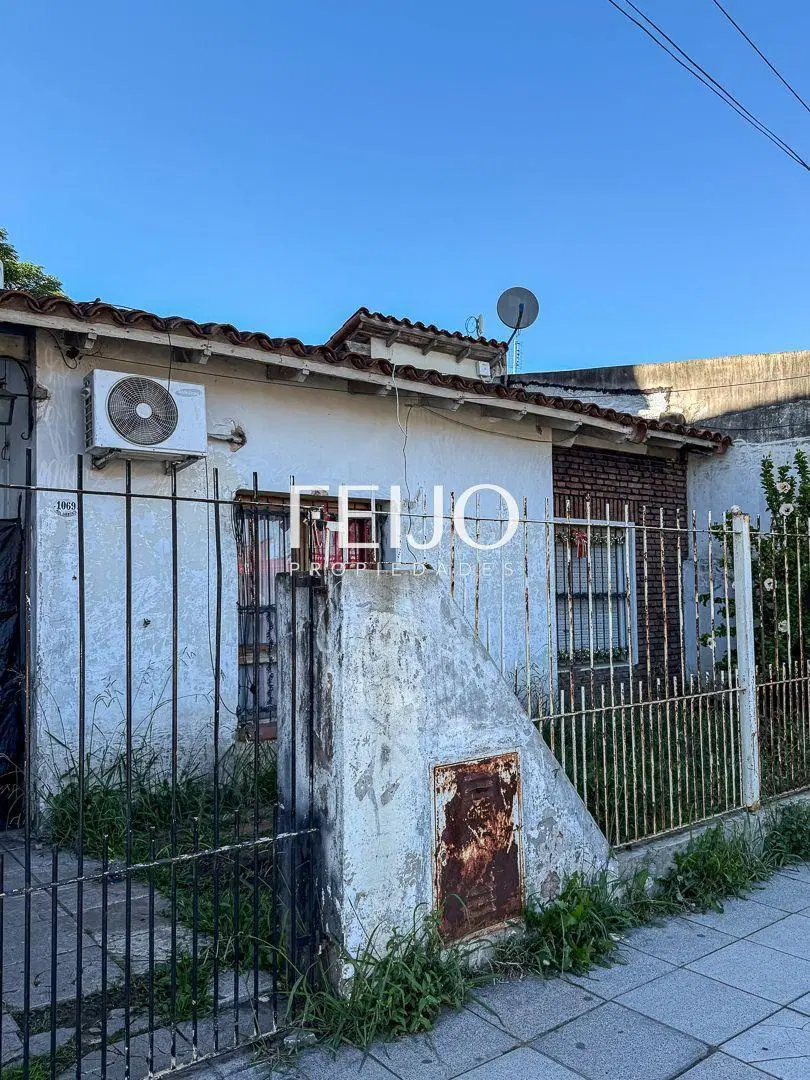 Casa 4 ambientes. | AVENIDA EVA PERON al 4500 4