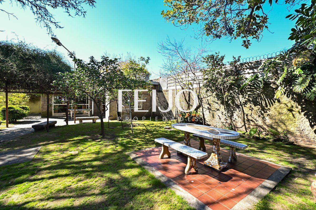 Foto de VENTA DE CASA 8 AMBIENTES, FLORENCIO VARELA MAS LOCALES, TERRENOS Y, imagen 3