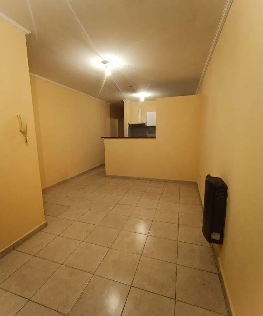 ALQUILER DPTO DE UN DORMITORIO CON BALCON EN B° SAN MARTIN 3