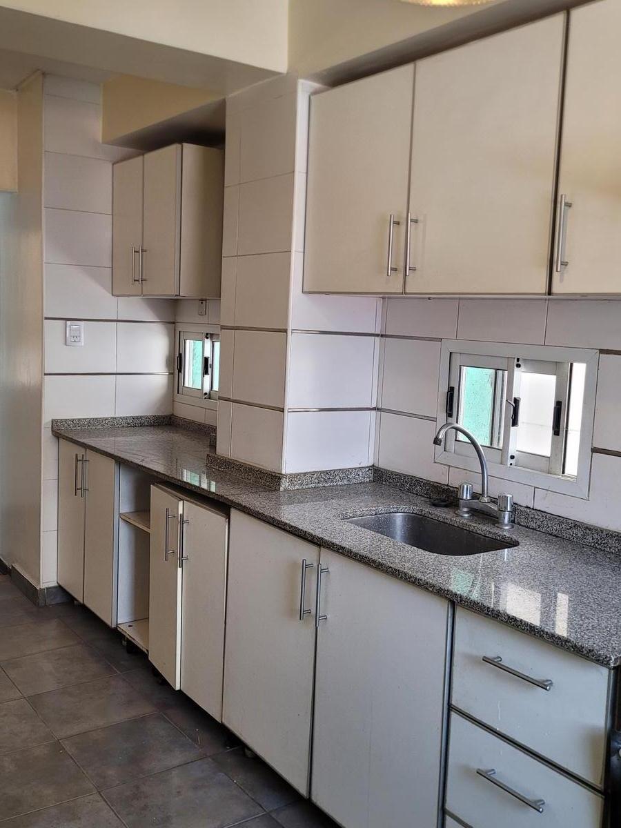 Departamento en Barrio Norte 5