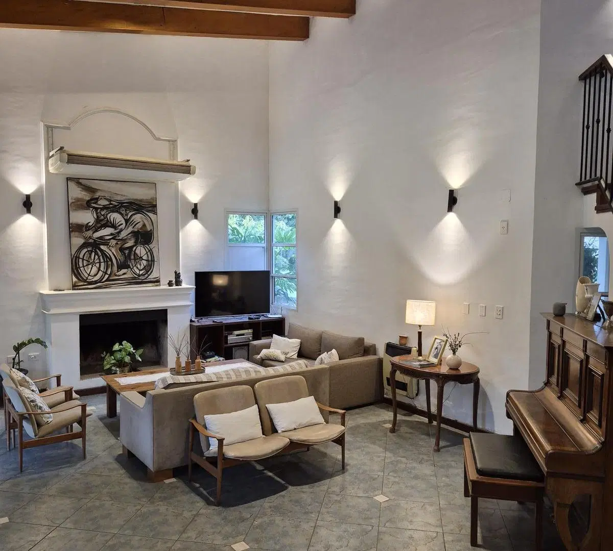 LAS DECOUD ALQUILAN CASA 4D EN YERBA BUENA GOLF COUNTRY 2