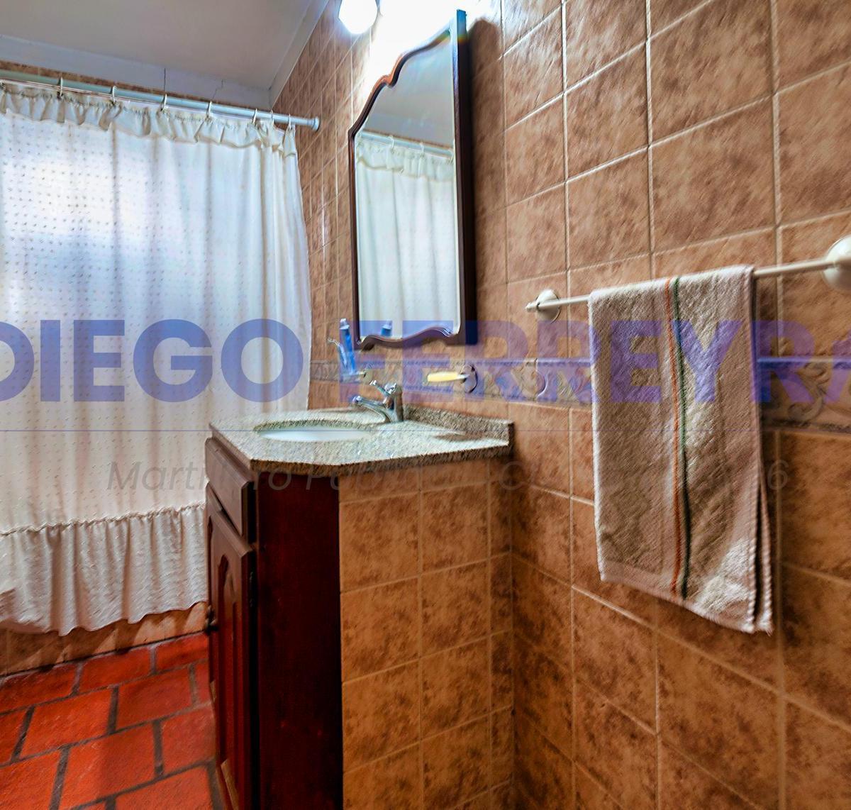2 Casas en 1. 7 Ambientes en Vélez Sarsfield Patio Jardín Cochera 3