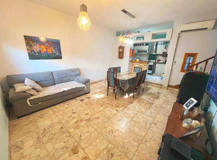 Venta PH tipo Casa Amplio 5 ambientes con Patio, Terraza y Cochera 4