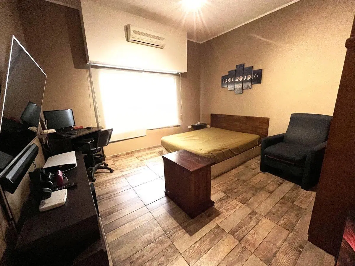 CASA 4 AMBIENTES EN SAN ANDRÉS PISCINA RECICLADA A NUEVO 2