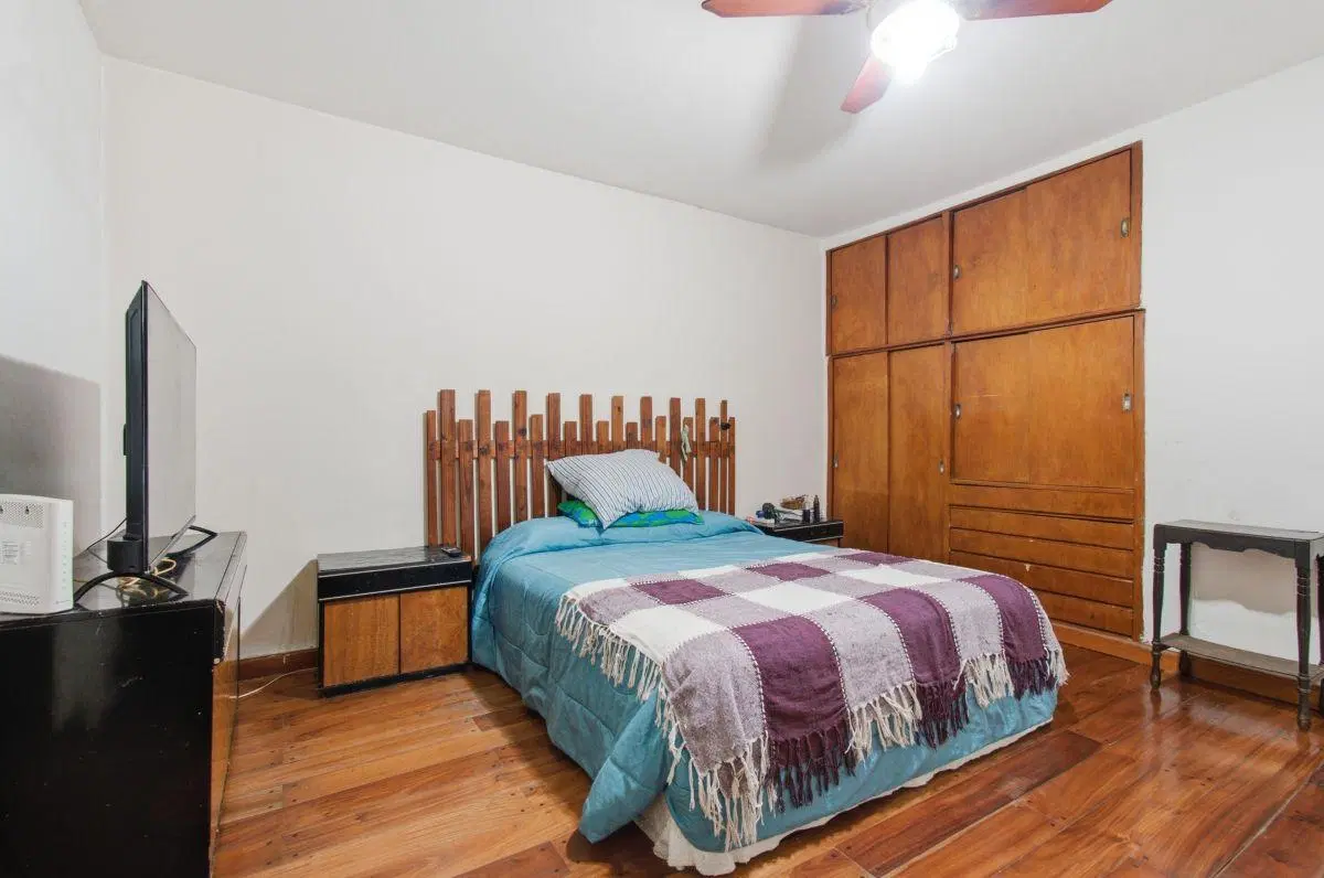 Venta PH 4 ambientes al frente con patio, terraza y parrilla 4