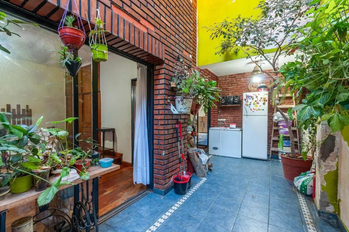 Venta PH 4 ambientes al frente con patio, terraza y parrilla 8