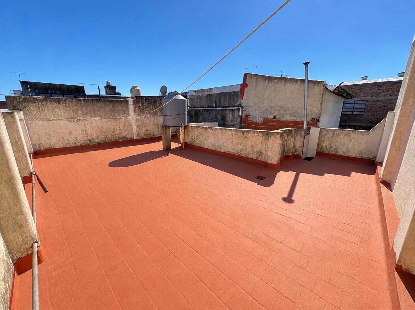 Foto de PH 3 AMBIENTES CON PATIO Y AMPLIA TERRAZA VILLA LIBERTAD TROPEZÓN, imagen 2