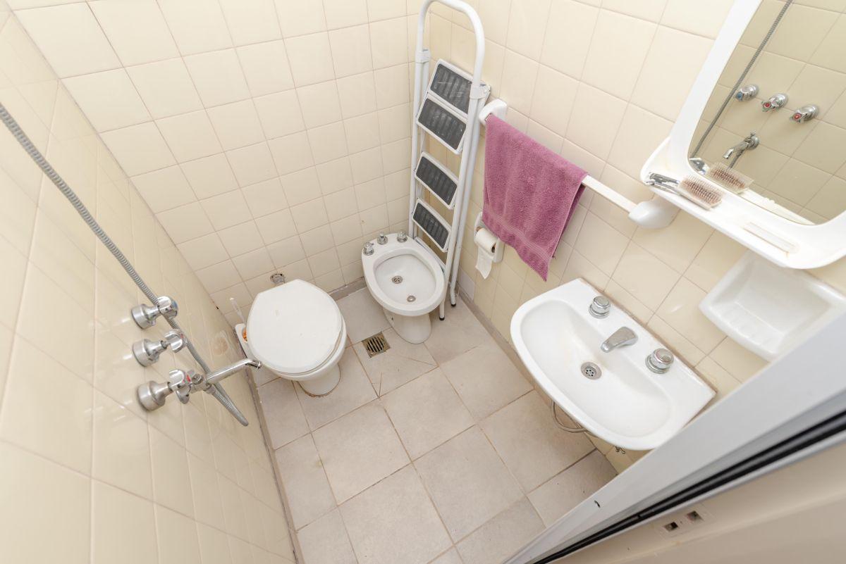 Foto de Venta Casa 6 Ambientes Premium. Gran Jardín, Pileta y Quincho, imagen 4
