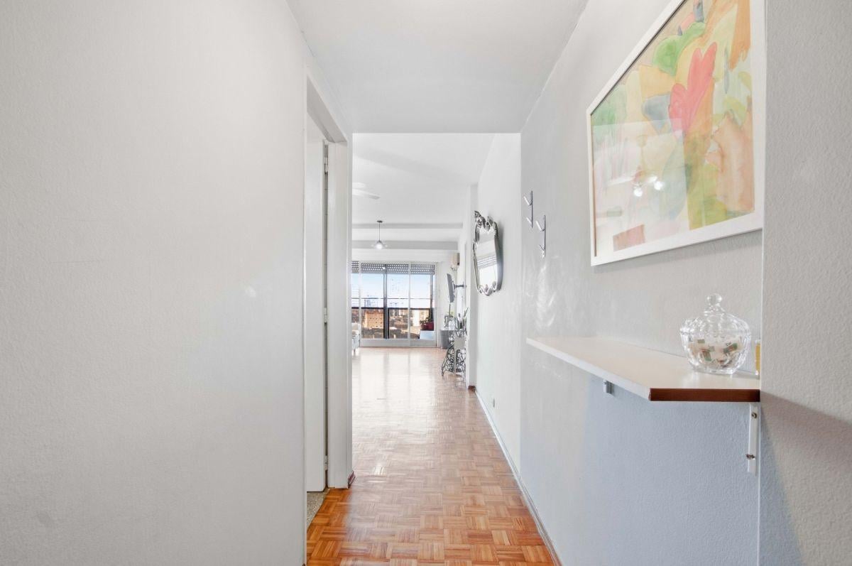 Foto de Amplio 5 Ambientes con 4 Dormitorios - Piso 9 - 93 m² - Almagro. Apto, imagen 5