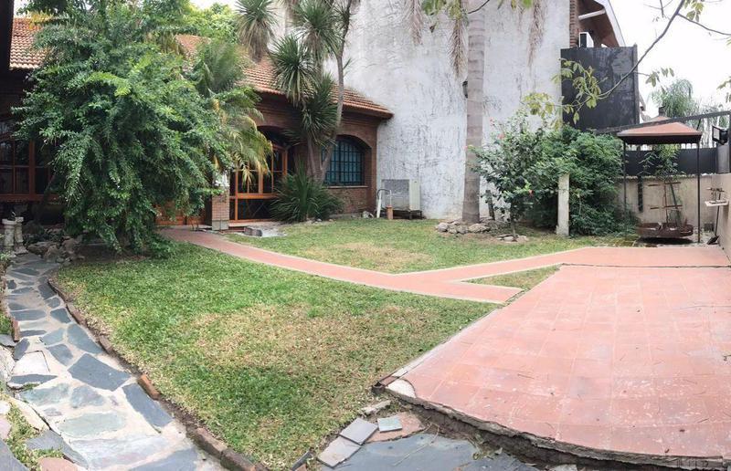 Casa de 4 Dorm. en Adrogue - Venta 4