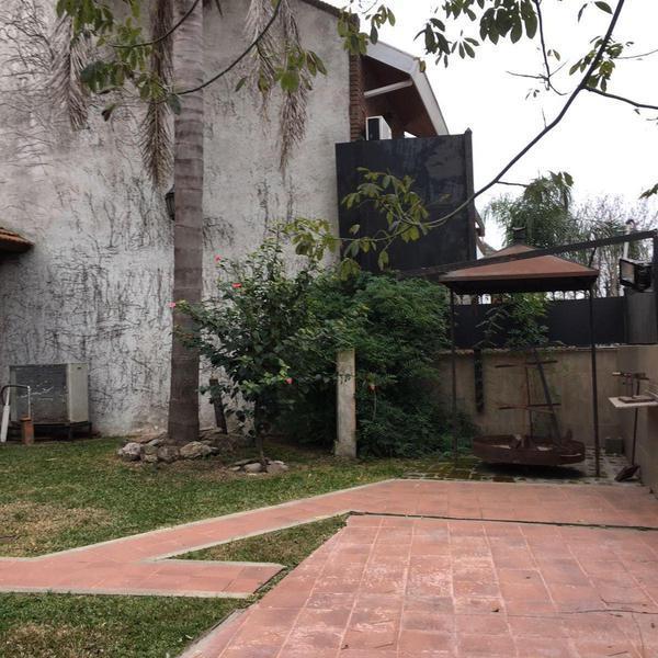 Casa de 4 Dorm. en Adrogue - Venta 5