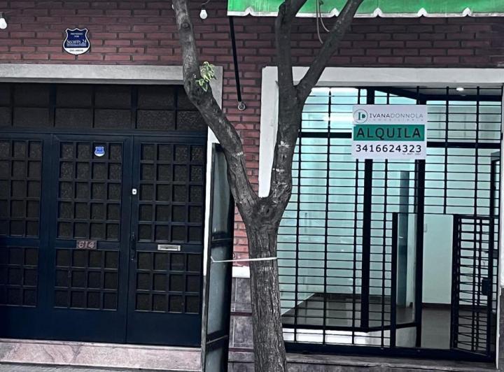 LOCAL COMERCIAL EN ALQUILER. 1