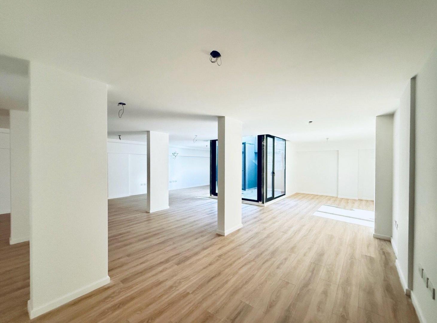 Foto de Oficina en alquiler. 112 m2. Zona tribunales, imagen 2
