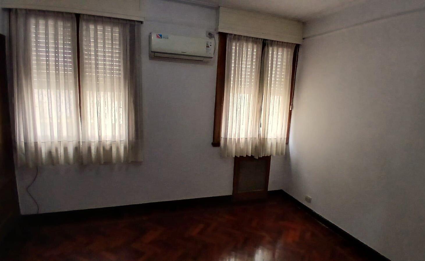 Foto de Impecable 1 Dormitorio + Comodín en alquiler, imagen 3