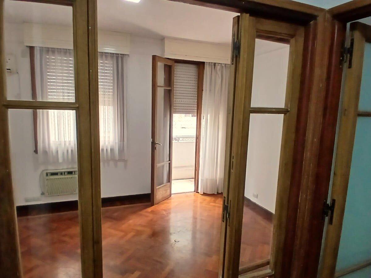 Foto de Impecable 1 Dormitorio + Comodín en alquiler, imagen 1