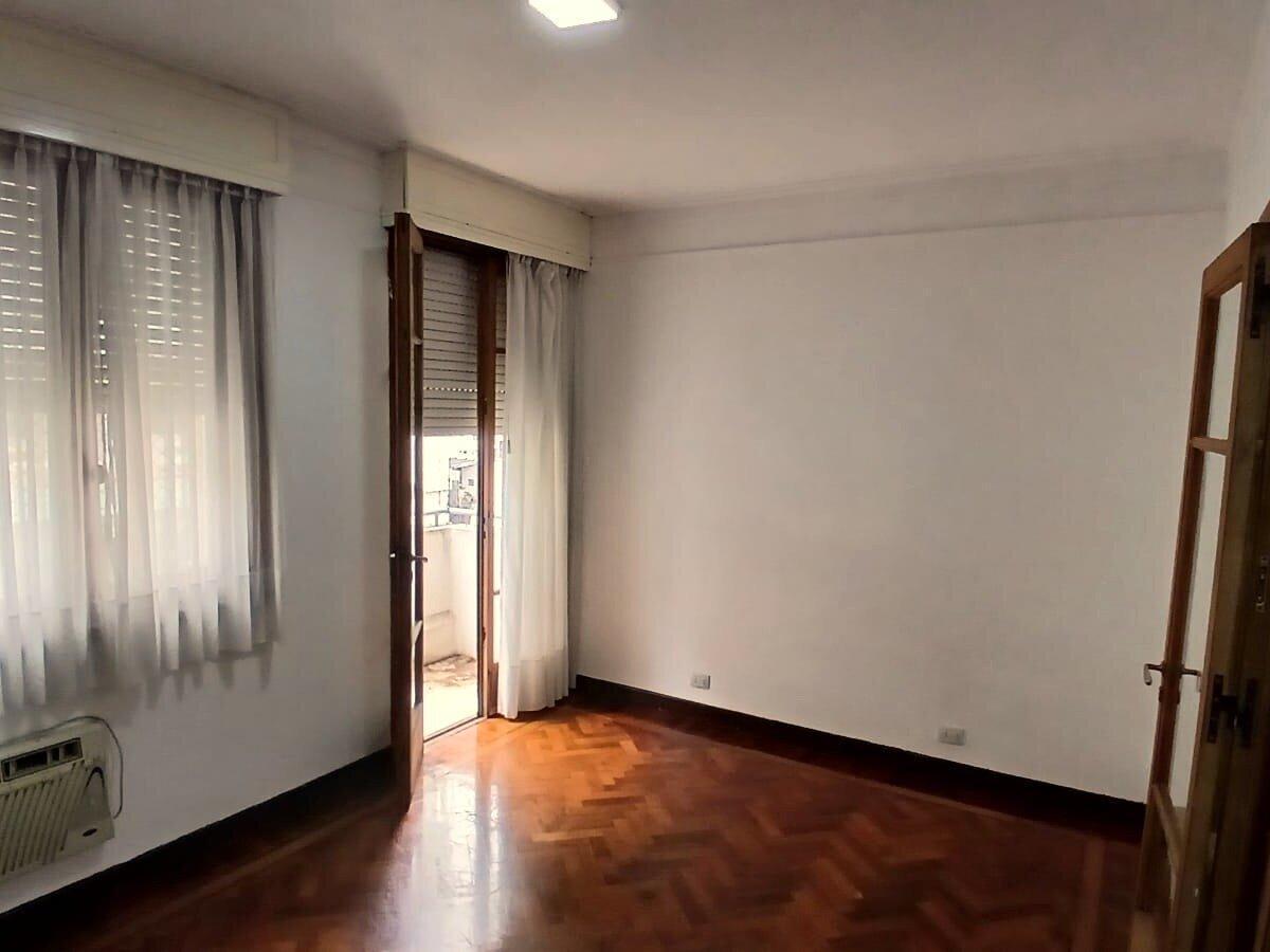 Foto de Impecable 1 Dormitorio + Comodín en alquiler, imagen 2