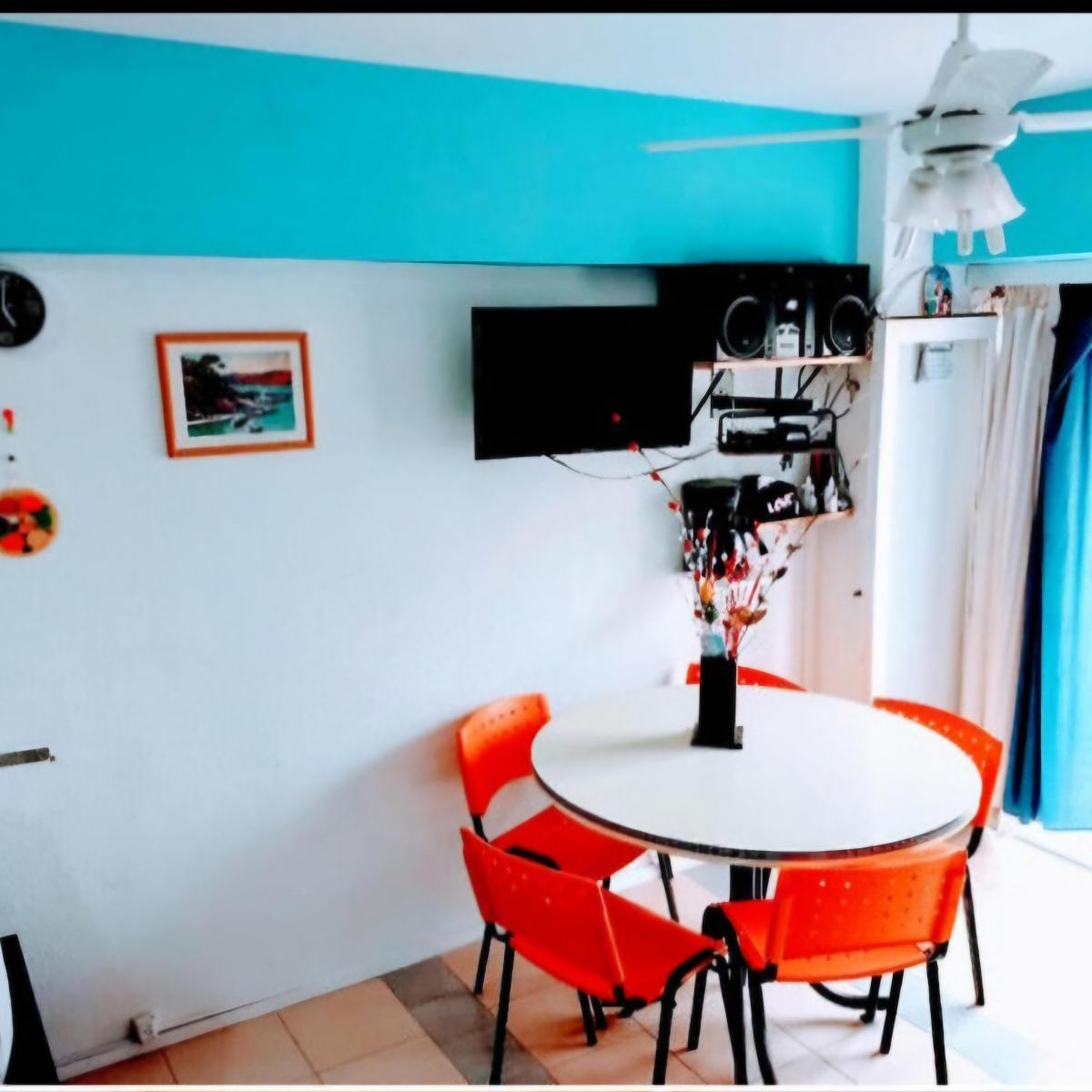Miramar Venta Departamento 2 Amb con Balcón Grande a Pasos del Mar y Peatonal 5
