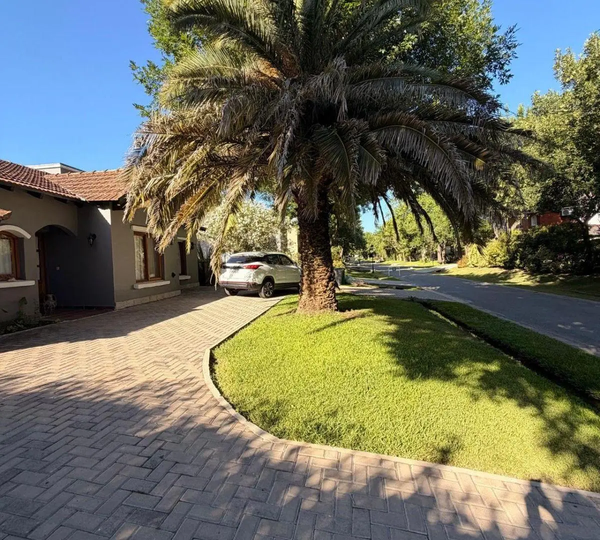 Venta hermosa Casa con 655 m² de terreno y 3 dormitorios en Bermudas Country Club 4