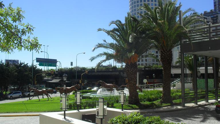 CERRITO y POSADAS 2AMB. 28Mts. Piso 12° -RETIRO