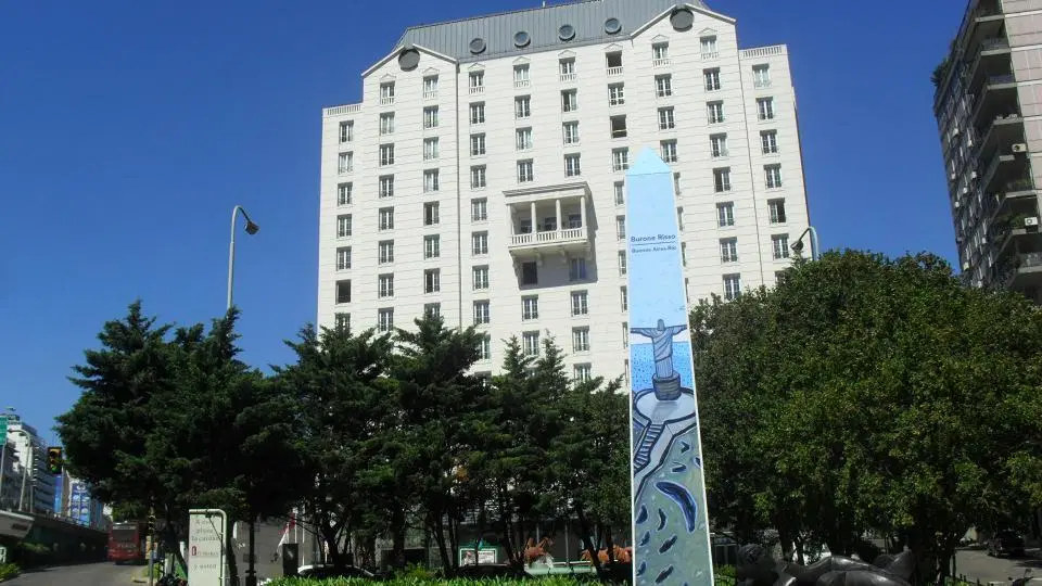 CERRITO y POSADAS 2AMB. 28Mts. Piso 12° -RETIRO 5