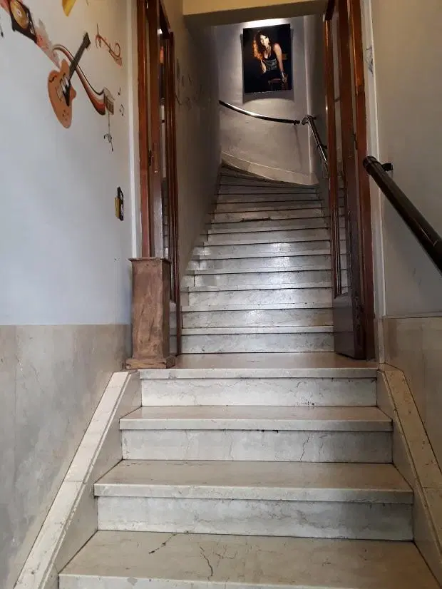 OTAMENDI 200 PH 260Mts.DUPLEX FRENTE- CABALLITO 1