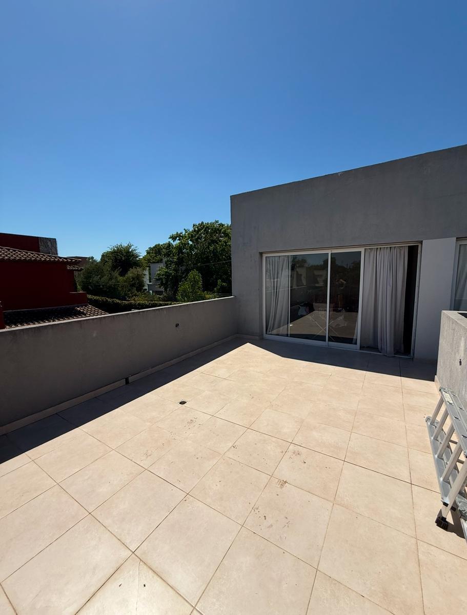 Casa en Venta en Barrio Cerrado en San Miguel 2