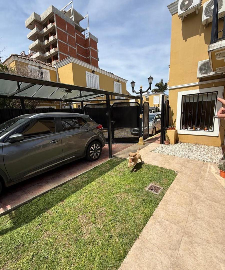 Triplex a la venta en Muñiz, San Miguel