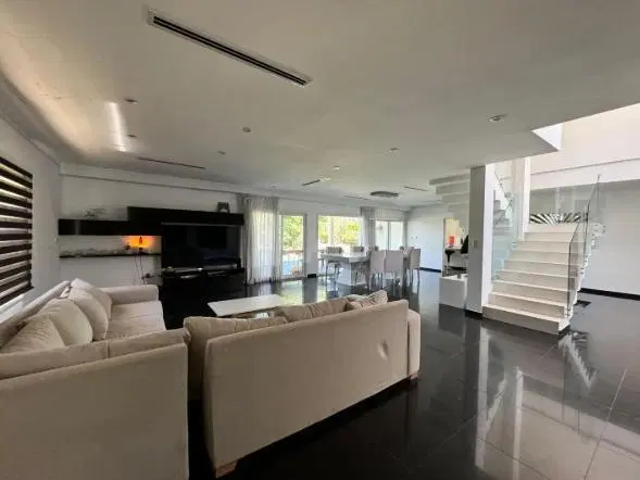 Casa en Bella Vista Buenos Aires Golf 2