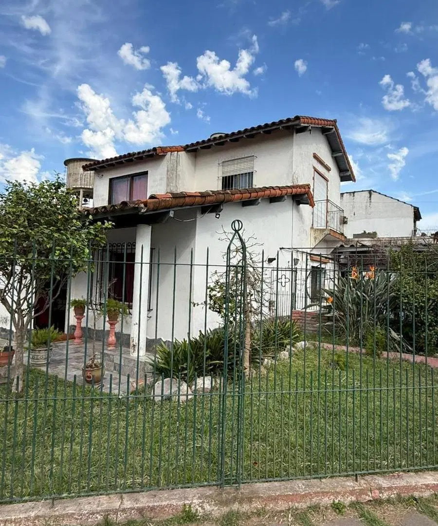 Casa en venta en Los Polvorines 2