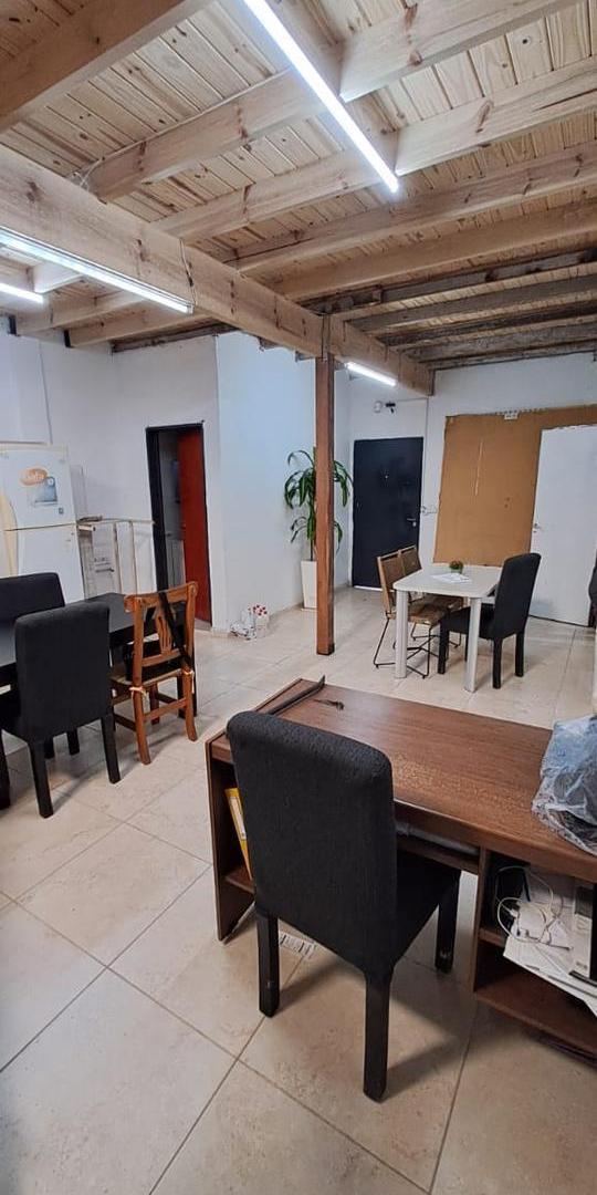 Foto de Alquiler Oficina Local Comercial en San Miguel con estacionamiento, imagen 2