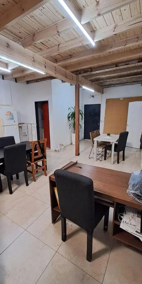 Alquiler Oficina Local Comercial en San Miguel con estacionamiento 2