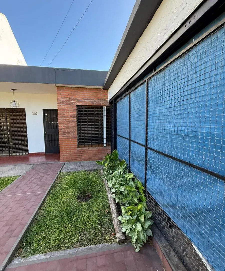 Casa 3 ambientes en venta en Muñiz 8