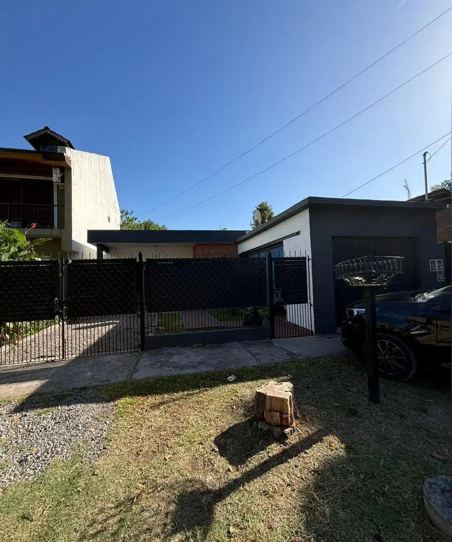 Casa 3 ambientes en venta en Muñiz 4
