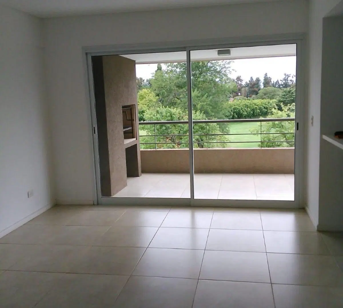 Departamento 2 ambientes en alquiler en Los Polvorines 3