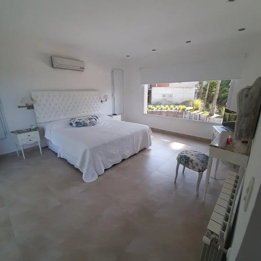 Venta de casa 9 ambientes en Pinamar en Terrazas al Golf 1