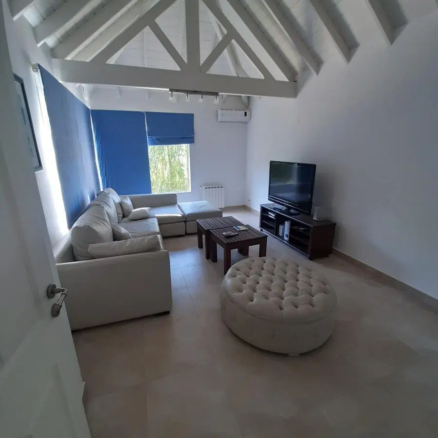 Venta de casa 9 ambientes en Pinamar en Terrazas al Golf 3