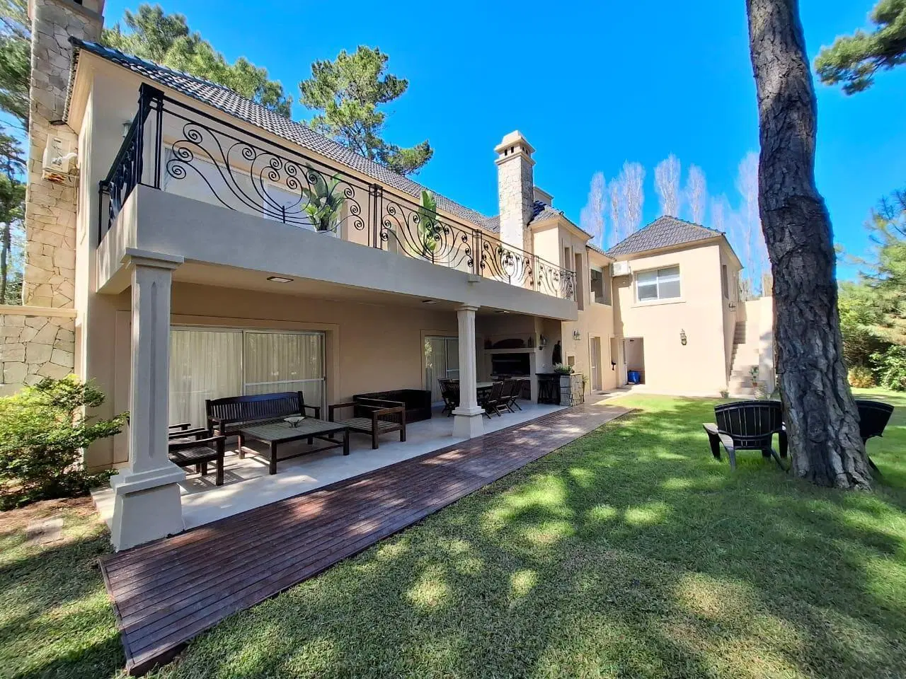 Venta de casa 9 ambientes en Pinamar en Terrazas al Golf 5