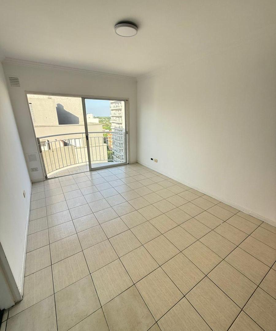 Foto de Venta de departamento 2 ambientes en el prestigioso Edificio Barcelona, imagen 2