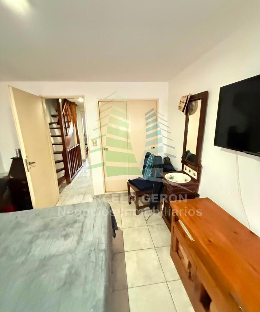 Foto de Triplex en venta en Muñiz con patio, imagen 5