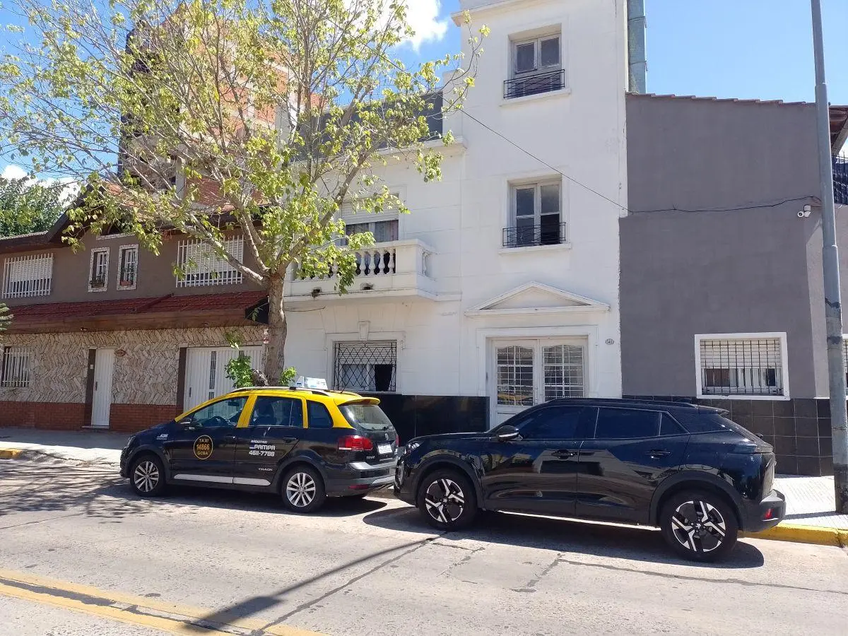 Venta de PH PB al frente 3 ambientes con patio sin expensas y Apto crédito en Mataderos 2