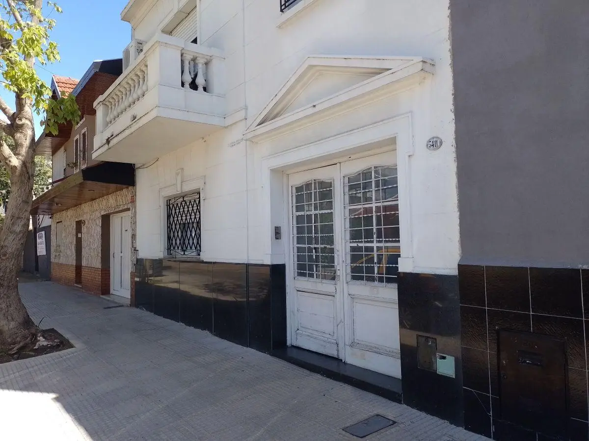 Hermoso PH 3 ambientes con Patio con Parrilla sin expensas Apto Crédito 1