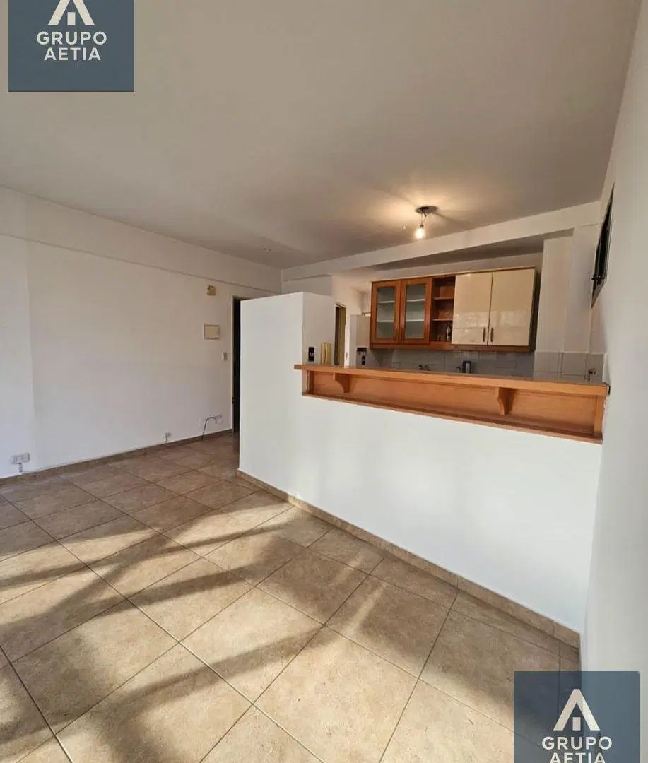 Alquiler Departamento en Quilmes 3 Amb c/ cochera 3